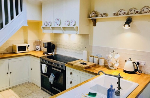 Gelligaer House | Hengoed Hideaway - Spacious 3-bed House