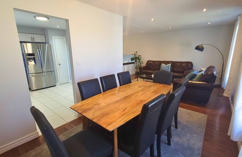 Port Dalhousie House | Henley House | 8 ppl | Hot Tub & Firetable | Near Rowing, Brock, Beach, NHS