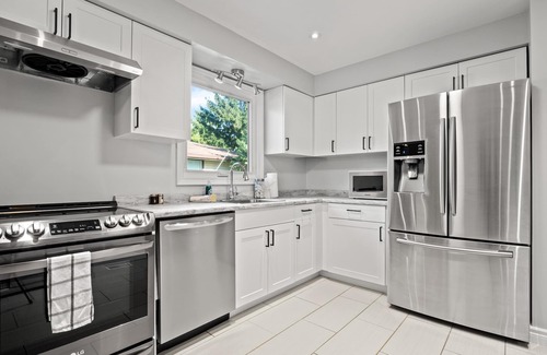 Port Dalhousie House | Henley House | 8 ppl | Hot Tub & Firetable | Near Rowing, Brock, Beach, NHS