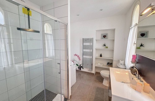 Carnot Apartment | HENRI CAMILLE REAL ESTATE - Florida 2 - 2 bedrooms close center