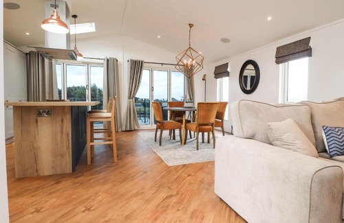 Knott End-on-Sea House | Henry Haven