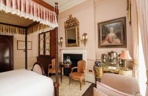 City of Westminster Hotel | Henrys Townhouse Marylebone, London