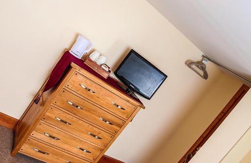Dingwall Bed & Breakfast | Henshire B&B