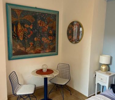 Vathi Apartment | Hera's Hideaway