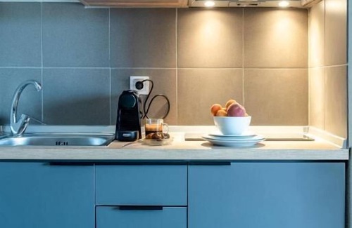 Nea Iraklia Hotel | HERACLEA SUITES
