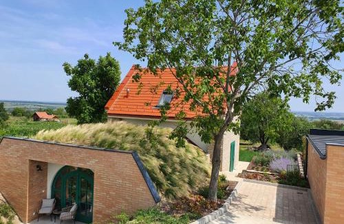 Simontornya Apartment | Herczeg-Fekete Cottage Birtokközpont