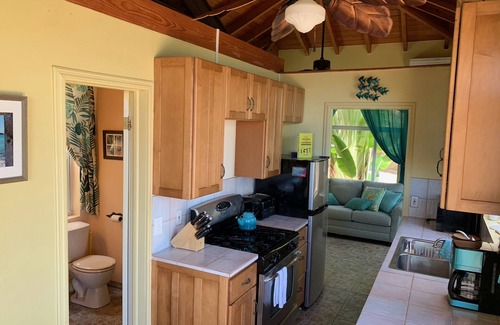 Estate Calabash Boom Cottage | Here Comes the Sun: Island Life with Comforts of Home