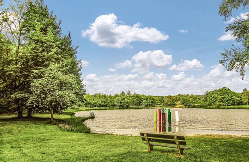 Rekem House | Here we are talking about a very cozy and well-kept vacation home in Belgium.
