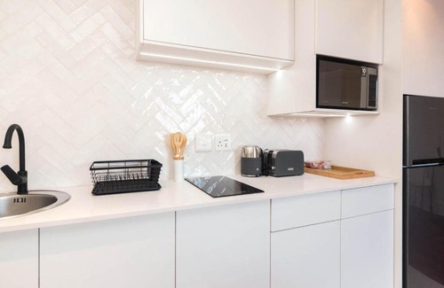 Greater Johannesburg Metropolitan Area Apartment | Heriot Properties Units 19 & 20