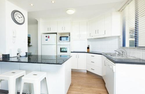 Tuncurry Apartment | Heritage 201