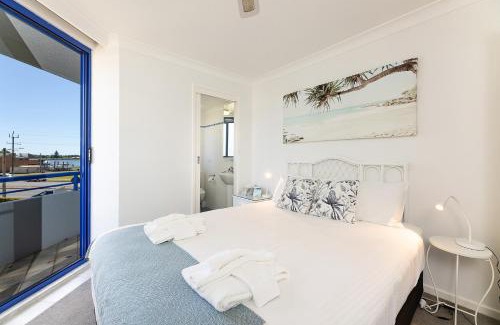 Tuncurry Apartment | Heritage 201