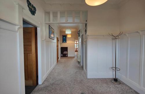 Invercargill House | Heritage & Heart by the Park