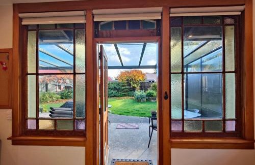 Invercargill House | Heritage & Heart by the Park