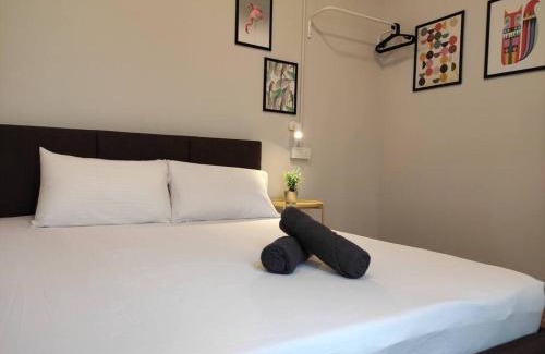Historic George Town House | Heritage House 2BR in Town walkto UNESCO Site & StreetArt 45