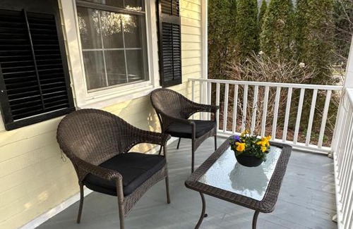 Historic Old Town House | Heritage House Niagara