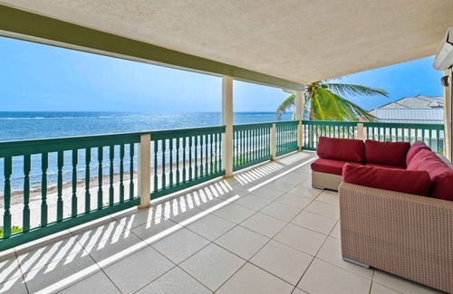 Rum Point House | Heritage House: Caribbean-Style Rum Point Villa with Large Pool & Sandy Shores
