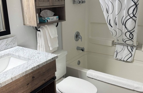 Marysville Hotel | Heritage Inn Express
