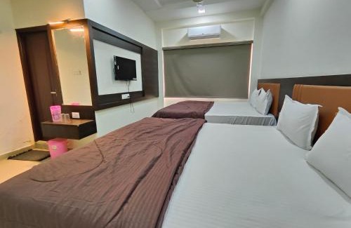 Bhuj Hotel | Heritage Palace - Bhuj