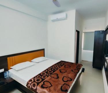 Bhuj Hotel | Heritage Palace - Bhuj