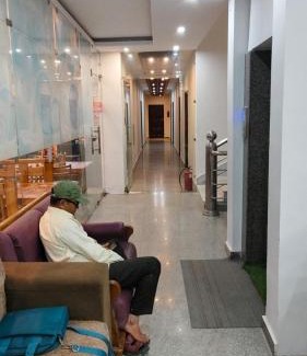 Mayapur Hotel | Heritage Sandesh