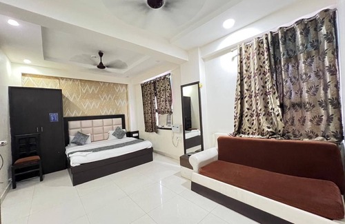 Rudrapur Hotel | Heritage Villa
