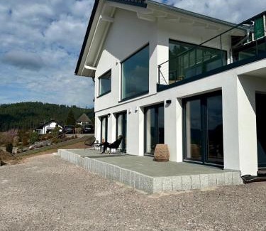 Klosterreichenbach Apartment | Hermine, Black Forest Hideout, mit Terrasse
