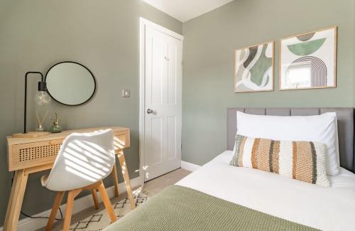 Cheltenham House | Hermitage Cottage