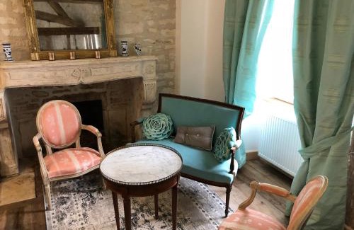 Arc-en-Barrois House | Hermitage St Roch