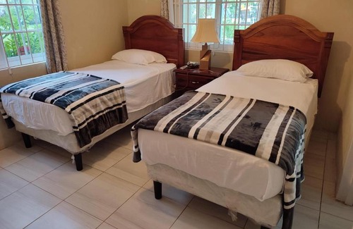 Claremont House | Hermon Escape