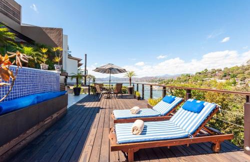 Valle de Bravo House | Hermosa Casa con Terraza y Vista al Lago en Avándaro