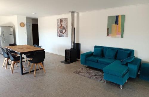 La Estrella House | Hermosa casa en lago rapel