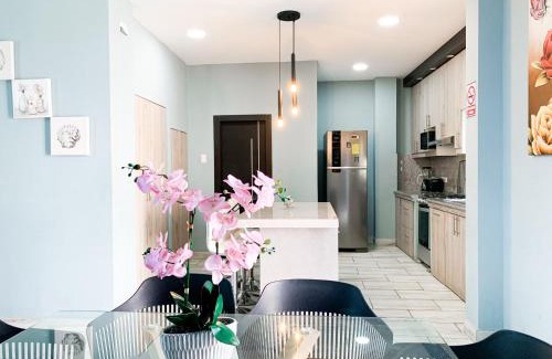 Salinas Apartment | Hermosa casa en Salinas!