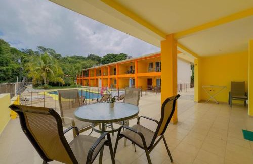 Playa Hermosa Apartment | Hermosa Paradise