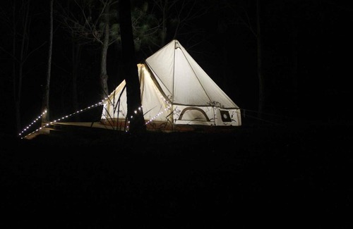 Mascota RV Rental | Hermosa Tienda Glamping Internada en el Bosque de Mascota; Jal