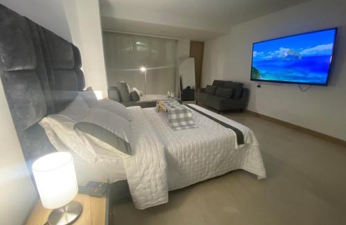 Sabaneta Apartment | Hermoso Aparta suite con ingreso privado Piscina turco y gimnasio