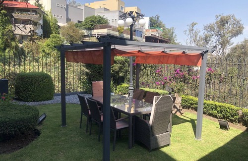 Miguel Hidalgo Apartment | Hermoso depa de 2 rec con jardin y gym Bosques