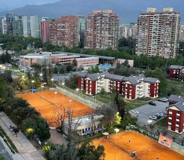 Santiago Apartment | Hermoso depto en las Condes Parque Arauco, 10 personas