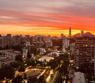 Santiago Apartment | Hermoso depto en las Condes Parque Arauco, 10 personas