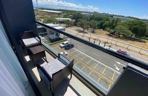 Punal Apartment | Hermoso Apartamento con Piscina y Ascensor de lujo