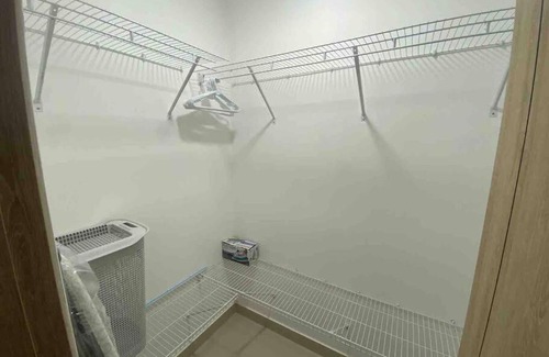 Punal Apartment | Hermoso Apartamento con Piscina y Ascensor de lujo
