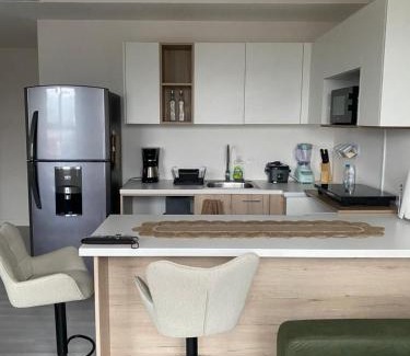 Mata Redonda Apartment | Hermoso y Acogedor Studio Sabana, San Jose