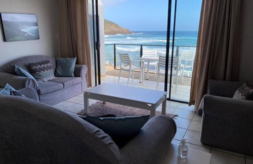 Herolds Bay Apartment | Herolds Bay Accommodation - Hiers Ons Weer Upstairs
