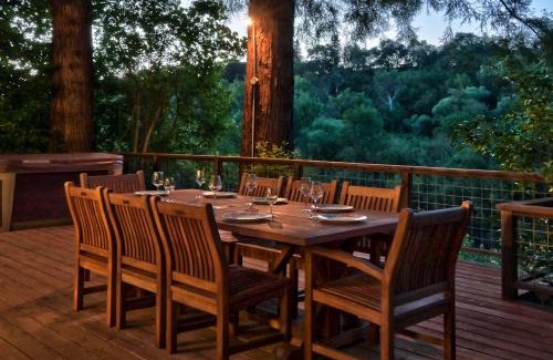Healdsburg House | Heron House-Complimentary Wine Tasting At Croix Included!