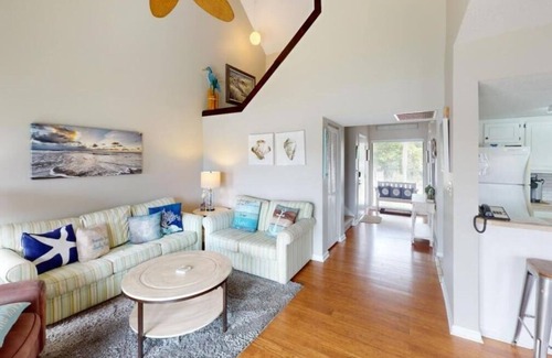 Litchfield by the Sea Villa | Heron Marsh Hideaway Split Level Villa