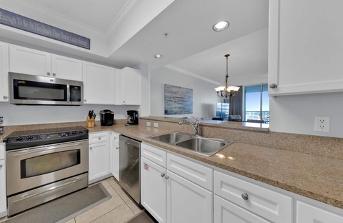 Fort Walton Beach Condo | Heron PH04-3 Bedroom/2 Bath Condo with rooftop deck and Hot Tub