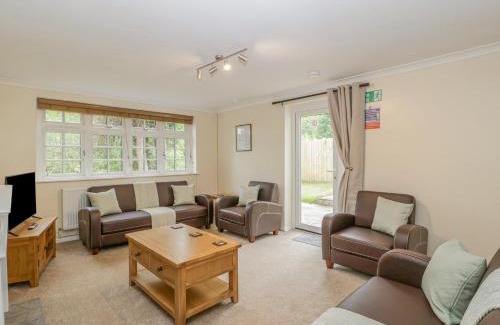 Llanvair Kilgeddin House | Heron's Lodge