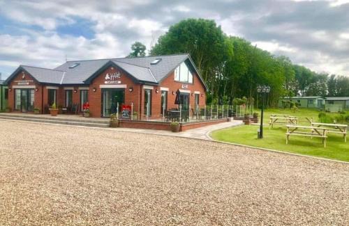 Burgh le Marsh Resort | Herons Mead Cottages
