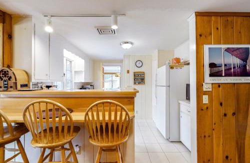 North Eastham House | Herring Brook