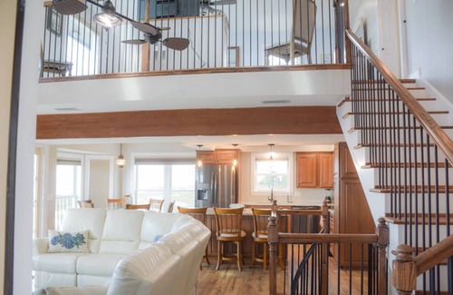 Port St. Joe House | Herring House- Gulf front, St Joe Beach, WIFI, No pets, Sleeps 7
