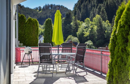 Triberg im Schwarzwald Apartment | Herzlich Willkommen in der Firstbergperle in Sonniger und Ruhiger Hanglage